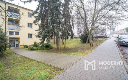 Na prenájom 3-izbový byt s garážou v Nitre - Čermáň