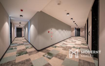 Na prenájom 2-izbový byt so šatníkom v Eurovea Tower – Bratislava