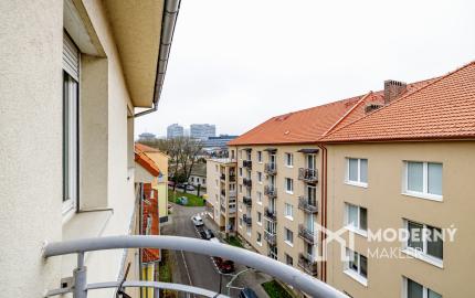 Na prenájom 3-izbový mezanín na Košickej ulici v Bratislave