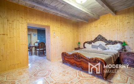 Na predaj kompletne zariadená chata v obci Bardoňovo