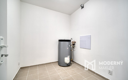 Na prenájom administratívny a obchodný priestor v Stupave