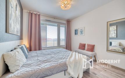 REZERVOVANÉ: Na predaj 2-izbový zariadený byt v novostavbe Bory