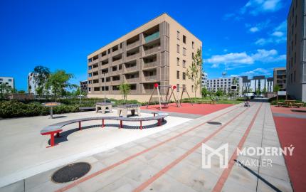 REZERVOVANÉ: Na predaj 2-izbový zariadený byt v novostavbe Bory