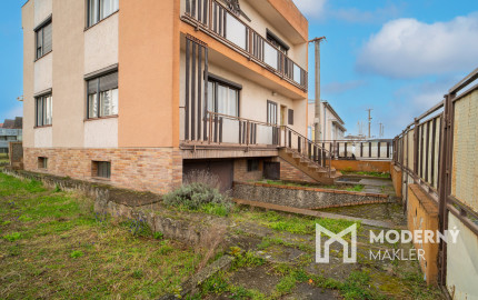 Na predaj 5-izbový rodinný dom Veľké Leváre