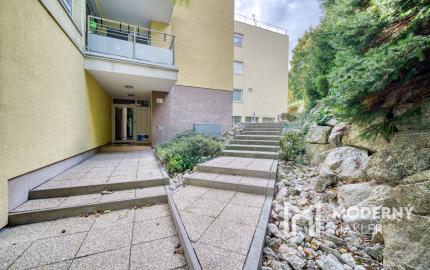 Na predaj 2-izbový byt s veľkolepou terasou na Kolibe