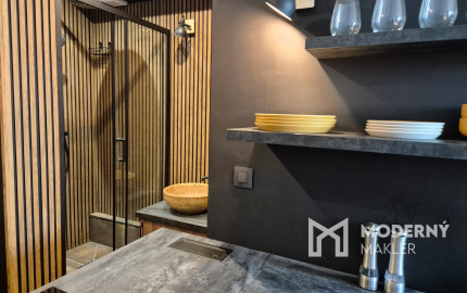 Na prenájom útulná garsónka s balkónom v centre Žiliny