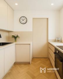 Na predaj priestranný 3-izbový byt v Zákamennom