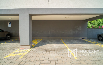 Na predaj 3-izbový byt s parkovaním v Senci