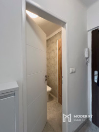 Na prenájom zrekonštruovaný 1-izbový byt, Nové Mesto - Bratislava