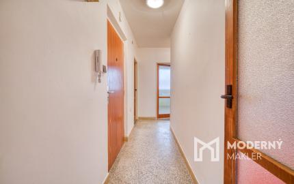 Na predaj 3-izbový byt s loggiou v centre Stupavy