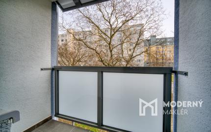 Na predaj 3-izbový byt s loggiou v centre Stupavy