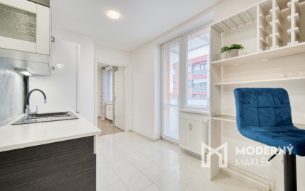 Na prenájom kompletne zariadený 2-izbový byt v centre Malaciek