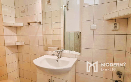 Na predaj 1-izbový byt v centre Bánoviec nad Bebravou