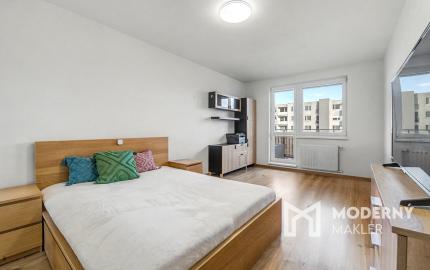 REZERVOVANÉ: Na predaj moderný 2-izbový byt na Zlatovskej ulici v Trenčíne