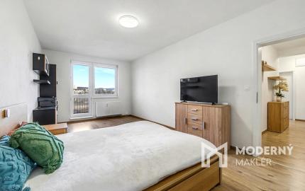 REZERVOVANÉ: Na predaj moderný 2-izbový byt na Zlatovskej ulici v Trenčíne