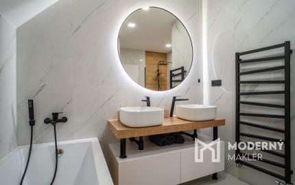 Na prenájom štýlový 3-izbový mezonet v historickom centre Trnavy