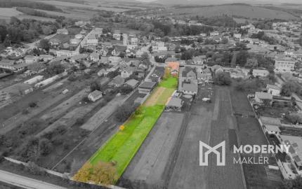 Na predaj rodinný dom so slnečným pozemkom-Veľké Chlievany