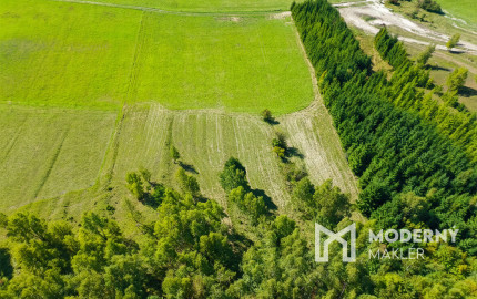 Na predaj rovinatý pozemok v obci Šútovo