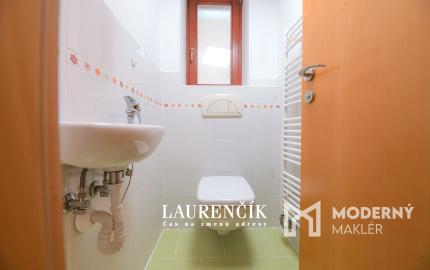 Na predaj veľkorysý 7-izbový rodinný dom v obci Podlužany