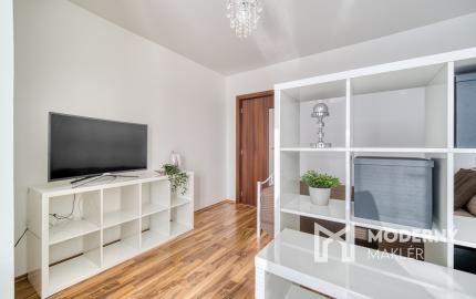 Na predaj dvojpodlažný 4-izbový dom v Malackách