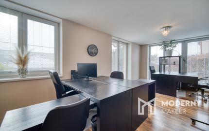 Na predaj dvojpodlažný 4-izbový dom v Malackách