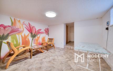 Na predaj dvojpodlažný 4-izbový dom v Malackách