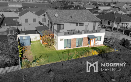 Na predaj príjemný 4-izbový byt v pokojnej časti Tomášova