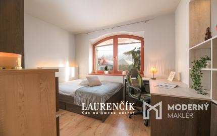 Na predaj veľkorysý 7-izbový rodinný dom v obci Podlužany