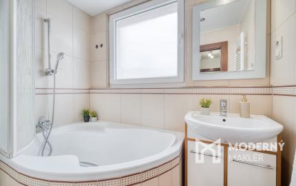 Na predaj 3-izbový byt na ulici J. G. Tajovského v Trnave