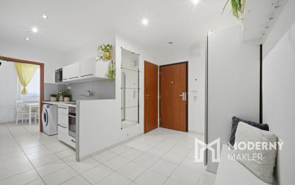 Na predaj 2,5-izbový byt s balkónom v centre mesta Malacky