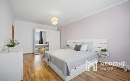 Na predaj 2,5-izbový byt s balkónom v centre mesta Malacky