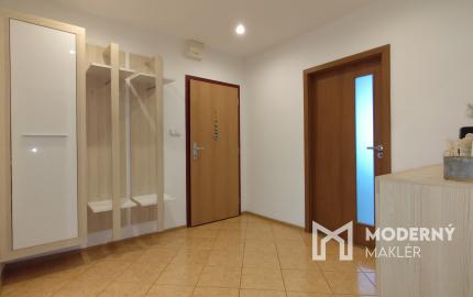 Na predaj 3-izbový byt v Bánovciach nad Bebravou