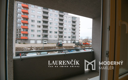 NA PREDAJ | 3-izbový byt s nadštandardnou výmerou v Trenčíne na ul. Liptovská