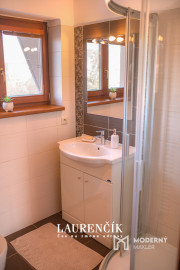 NA PREDAJ | Rodinný dom v Trenčíne s nadštandardným pozemkom 1 047 m²