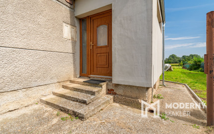 Na predaj zrekonštruovaný rodinný dom v Pate