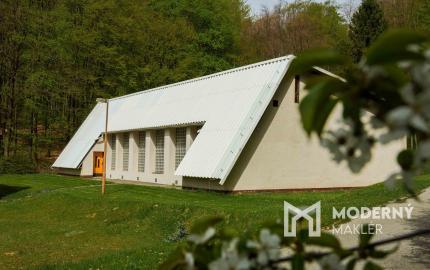 Na predaj rekreačný rezort v chránenej oblasti Bielych Karpát