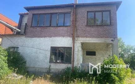 Exklzívne na predaj veľký 7 izb. RD- Partizánske / Veľké Bielice