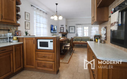 Na predaj dvojgeneračný rodinný dom blízko Bánoviec nad Bebravou