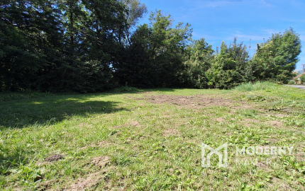 Na predaj pozemok v obci Veľké Držkovce