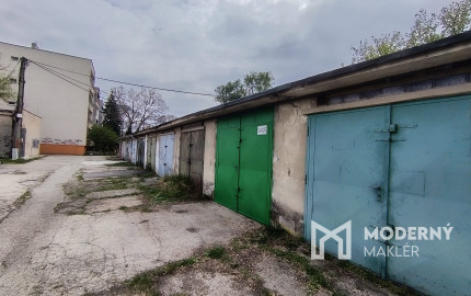 Na predaj garáž s elektrickým pripojením v Ružinove