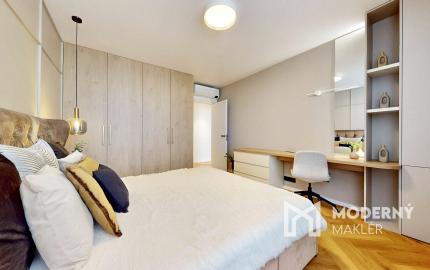 LUXUSNÝ 4i PENTHOUSE S ÚCHVATNOU TERASOU, panoramatickými výhľadmi a parkovaním