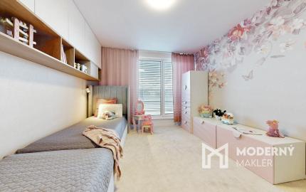 LUXUSNÝ 4i PENTHOUSE S ÚCHVATNOU TERASOU, panoramatickými výhľadmi a parkovaním