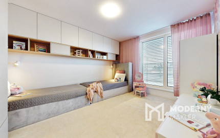 LUXUSNÝ 4i PENTHOUSE S ÚCHVATNOU TERASOU, panoramatickými výhľadmi a parkovaním