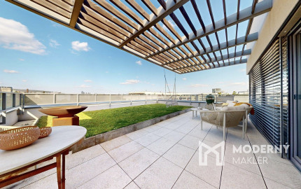 LUXUSNÝ 4i PENTHOUSE S ÚCHVATNOU TERASOU, panoramatickými výhľadmi a parkovaním