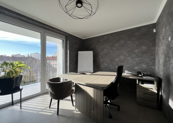 Na predaj investičná novostavba 3 izb bytu v centre mesta Pezinok.