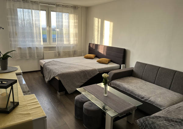 PREDANÝ!!! Slnečný 1-izbový byt v tichom prostredí mesta Piešťany