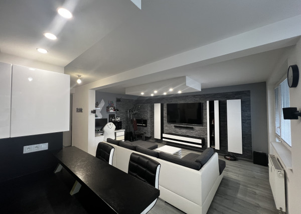 Na predaj priestranný 3-izbový byt v Trenčíne