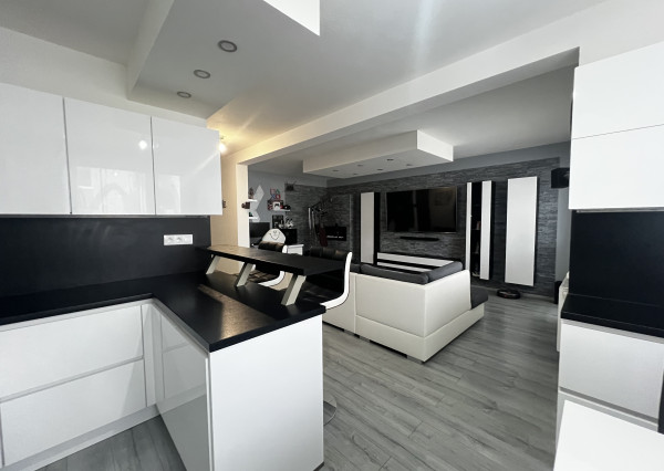 Na predaj priestranný 3-izbový byt v Trenčíne