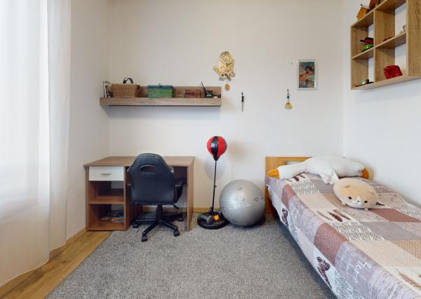 Moderný 2-podlažný rodinný dom s investičným potenciálom