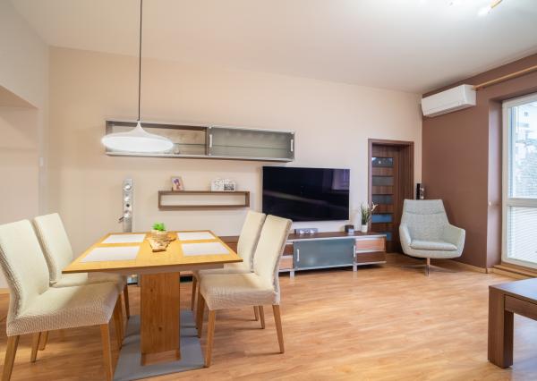 Na predaj kompletne zariadený 3-izbový byt v Trenčíne